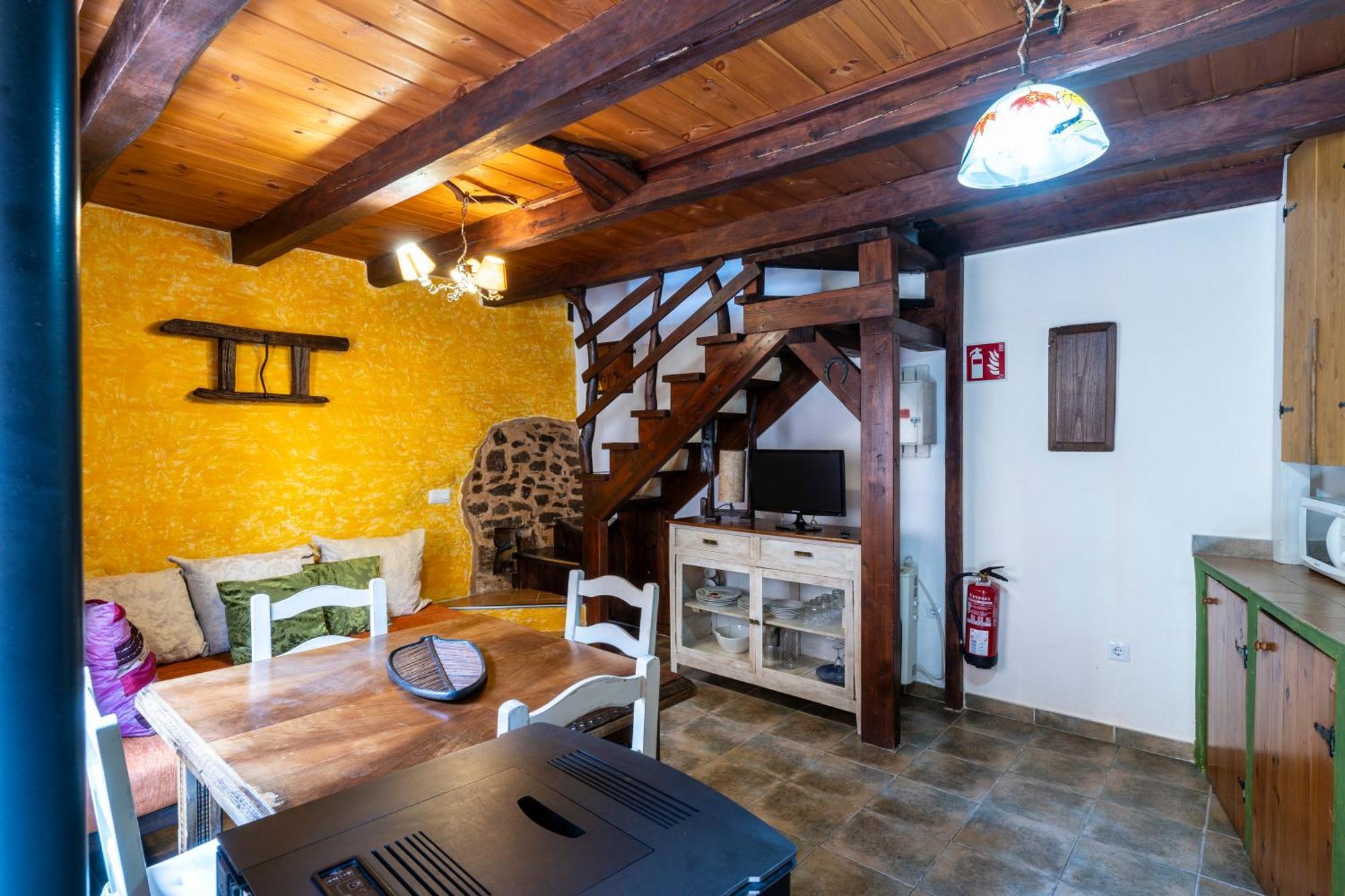 Casa De Turismo Rural Sardom3 Bembibre  Екстериор снимка