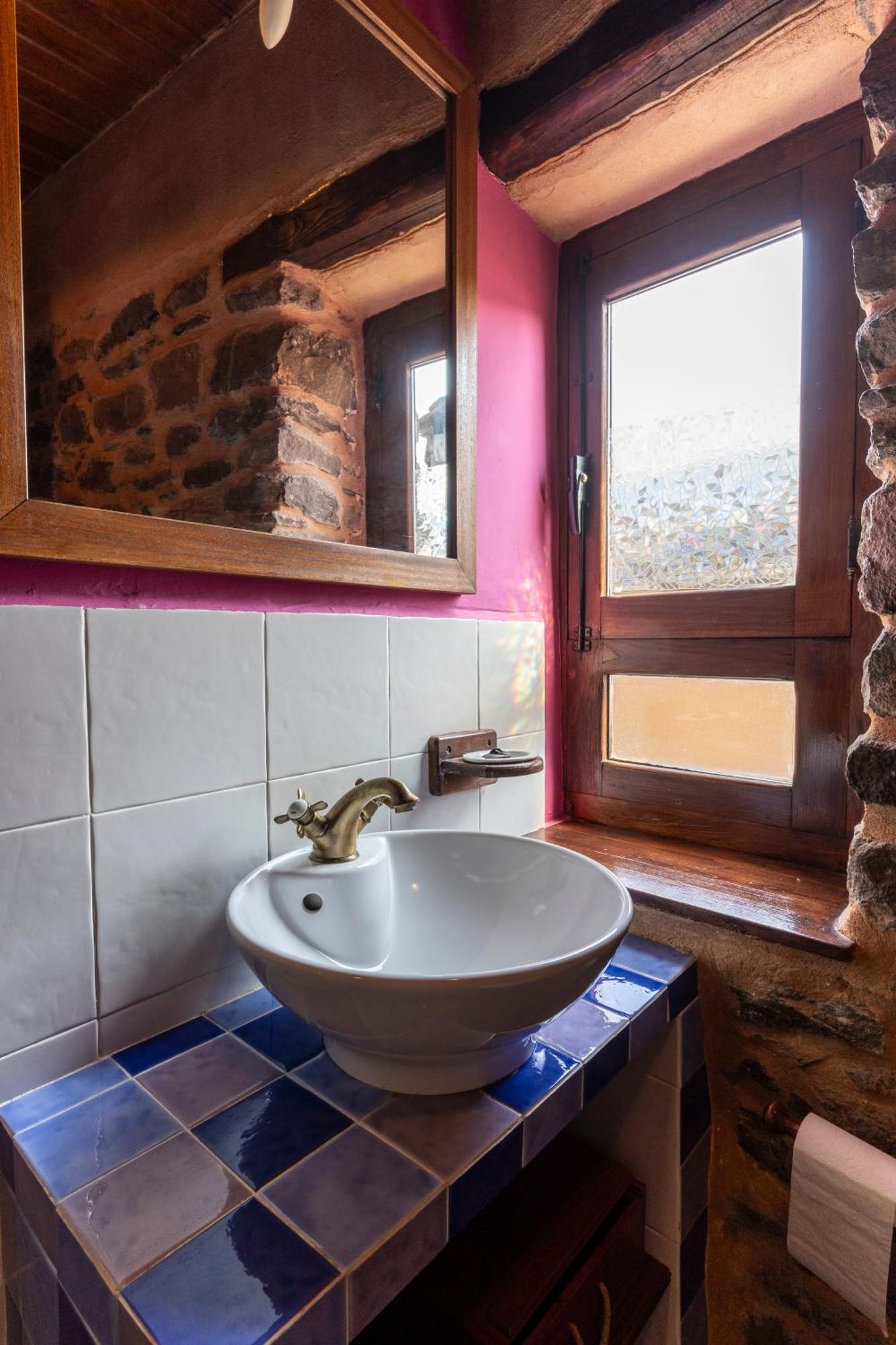 Casa De Turismo Rural Sardom3 Bembibre  Екстериор снимка