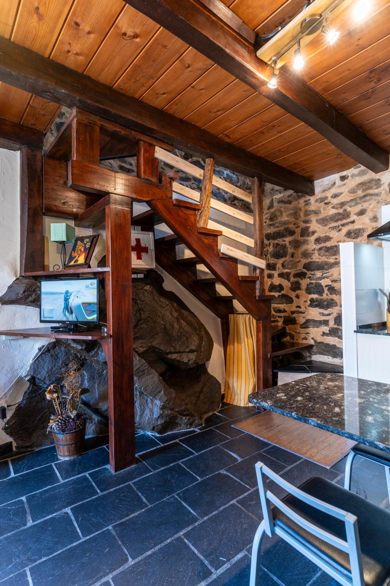 Casa De Turismo Rural Sardom3 Bembibre  Екстериор снимка