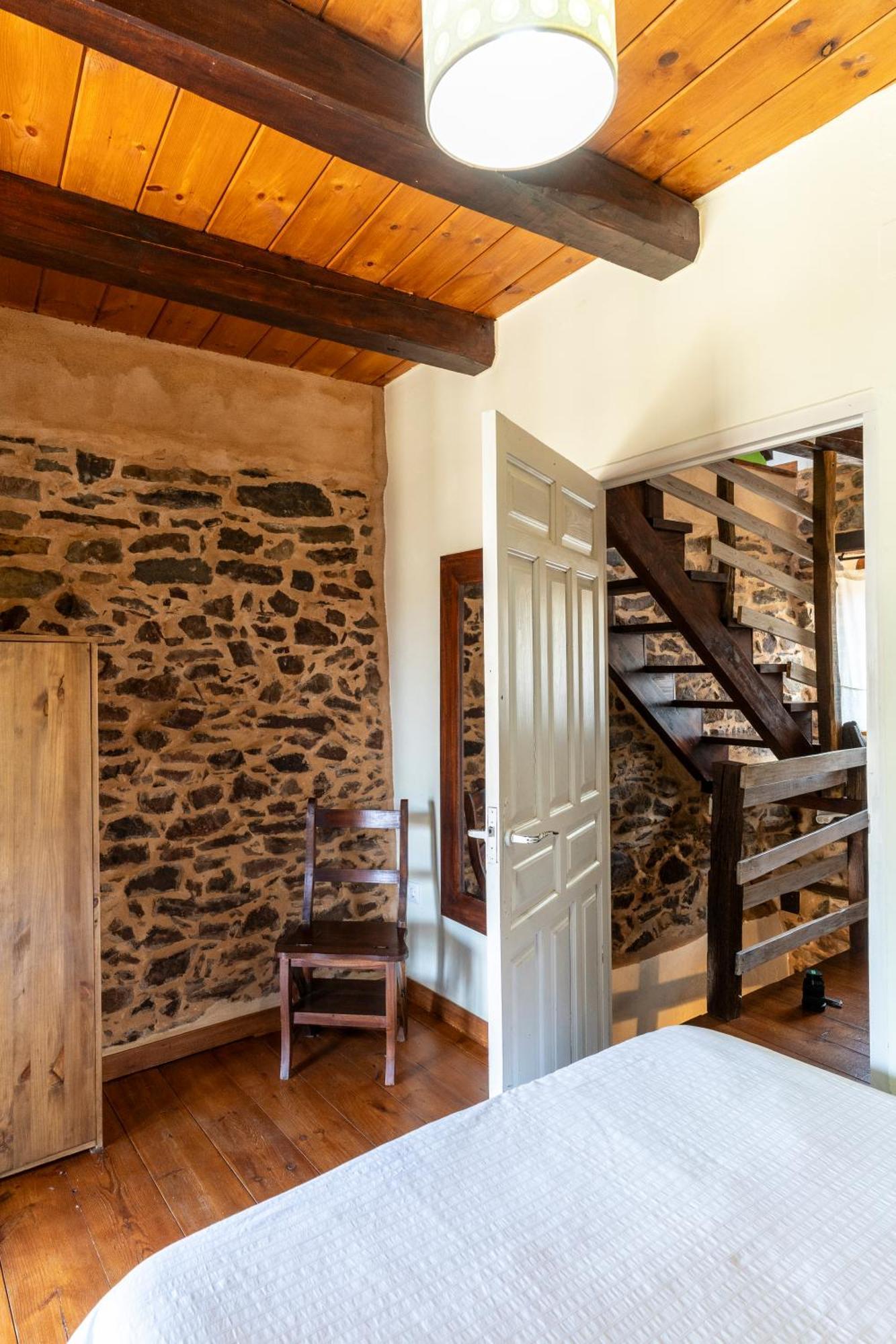 Casa De Turismo Rural Sardom3 Bembibre  Екстериор снимка