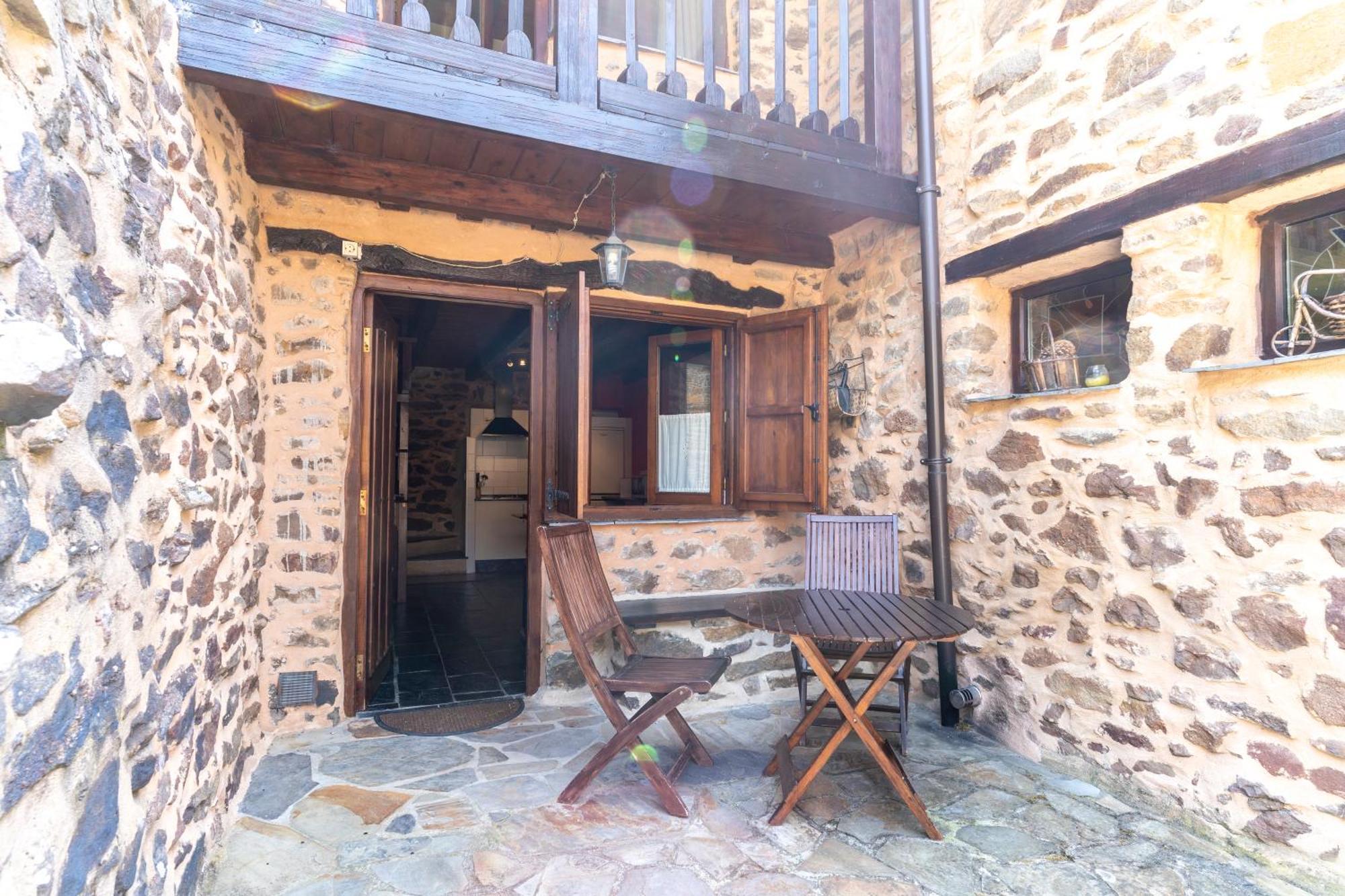 Casa De Turismo Rural Sardom3 Bembibre  Екстериор снимка